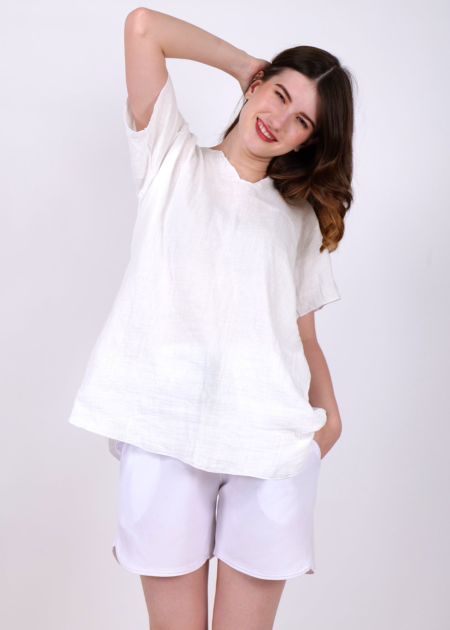 muslin top and shorts night suit white